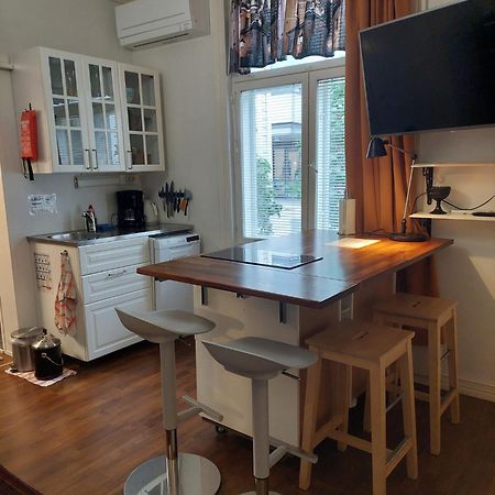 Remontoitu Asunto Vanhassa Talossa - Renovated Apartment At The Heart Of Turku Exteriér fotografie